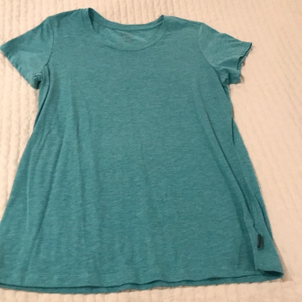 Columbia T-shirt